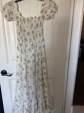 Floral Puff-Sleeve Maxi Dress - Cream and Blue